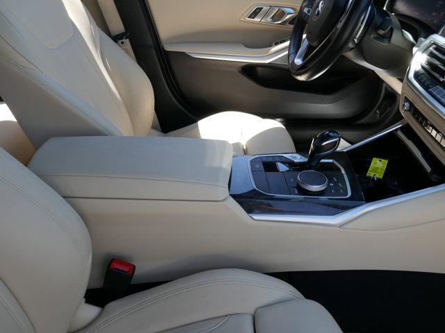 Photo of 2020 Alpine White BMW 330