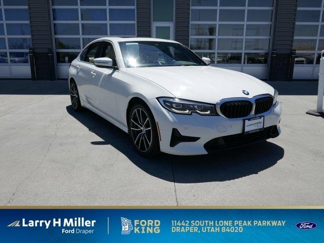 Photo of 2020 Alpine White BMW 330