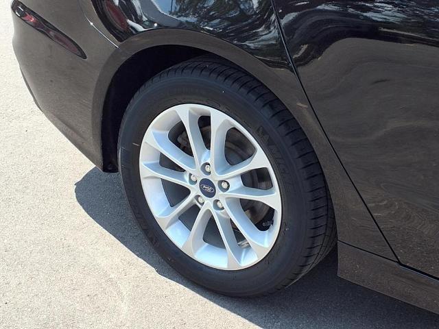 Photo of 2020 Agate Black Metallic Ford Fusion
