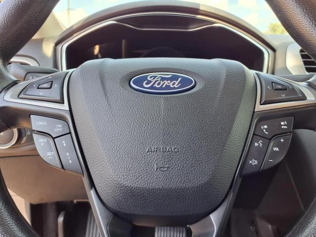 Photo of 2020 Agate Black Metallic Ford Fusion