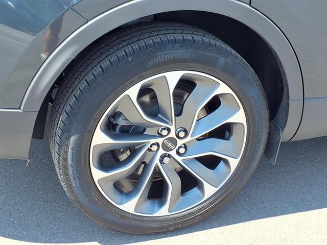 Photo of 2022 Flight Blue Lincoln Nautilus