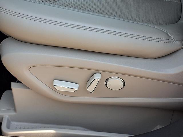 Photo of 2022 Flight Blue Lincoln Nautilus