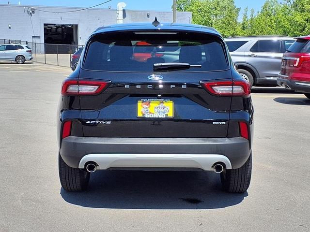 Photo of 2023 Agate Black Metallic Ford Escape