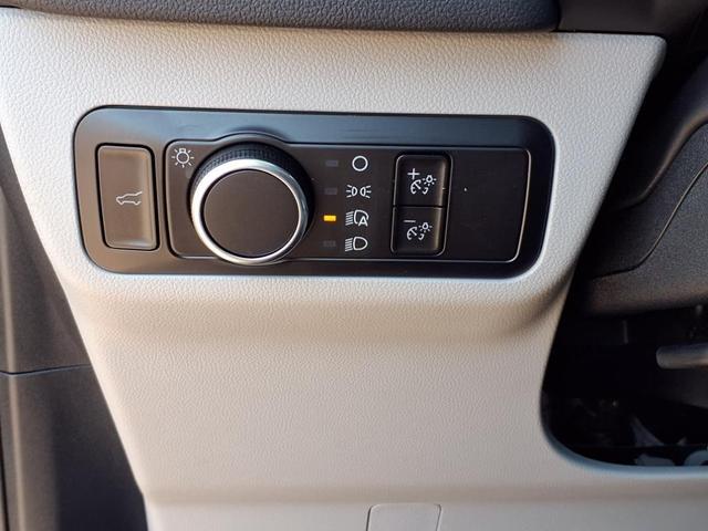 Photo of 2023 Agate Black Metallic Ford Escape