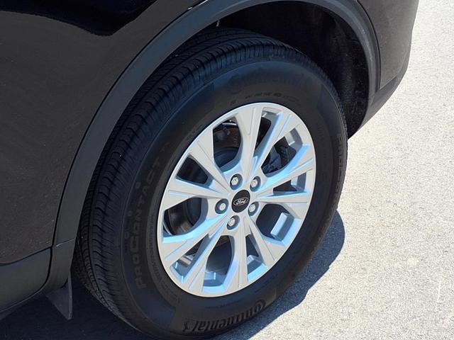 Photo of 2023 Agate Black Metallic Ford Escape