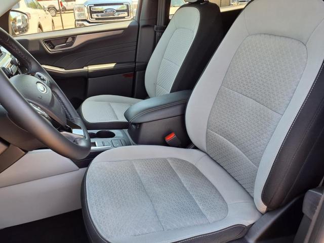 Photo of 2023 Agate Black Metallic Ford Escape
