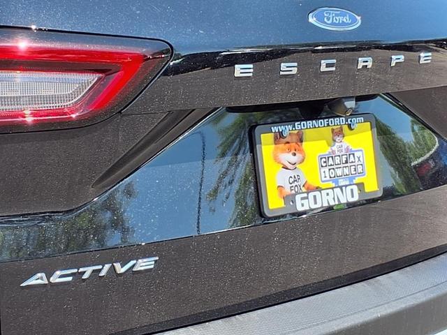 Photo of 2023 Agate Black Metallic Ford Escape