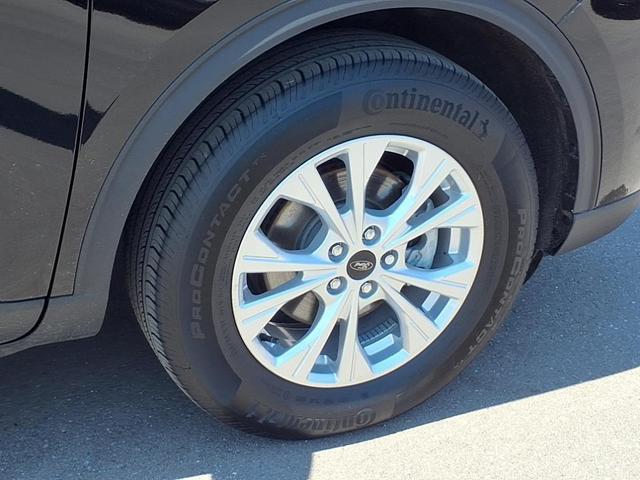 Photo of 2023 Agate Black Metallic Ford Escape