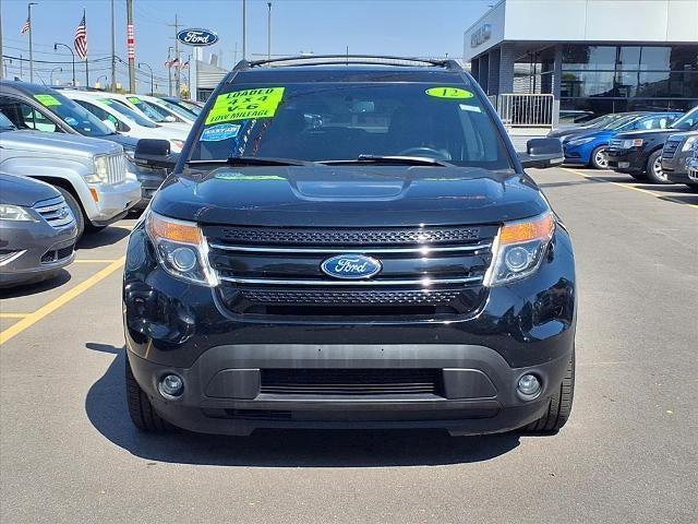 Photo of 2012 Black Ford Explorer