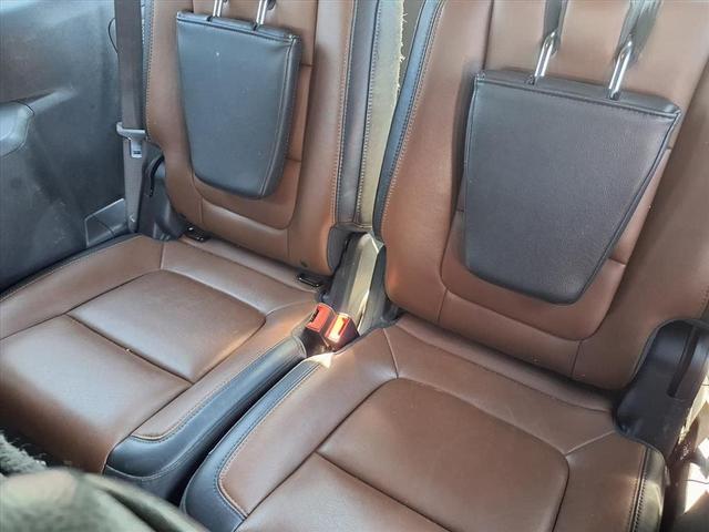 Photo of 2012 Black Ford Explorer