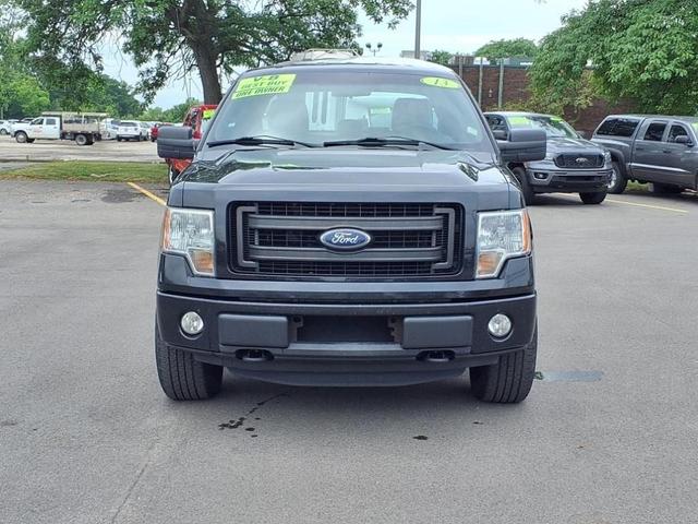 Photo of 2013 Tuxedo Black Metallic Ford F-150