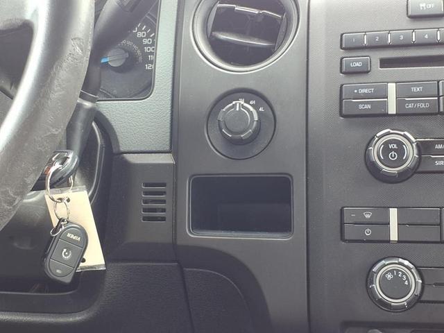 Photo of 2013 Tuxedo Black Metallic Ford F-150