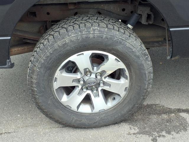 Photo of 2013 Tuxedo Black Metallic Ford F-150
