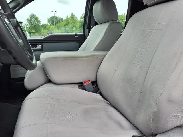 Photo of 2013 Tuxedo Black Metallic Ford F-150