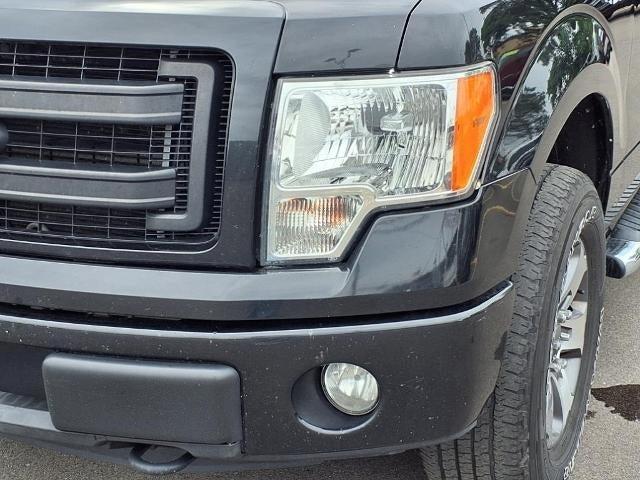 Photo of 2013 Tuxedo Black Metallic Ford F-150