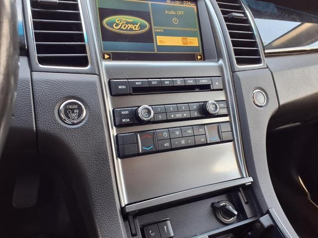 Photo of 2010 Silver Ford Taurus