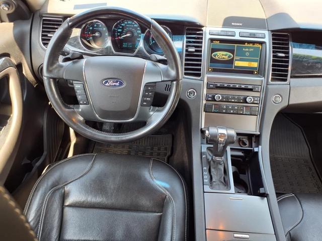 Photo of 2010 Silver Ford Taurus