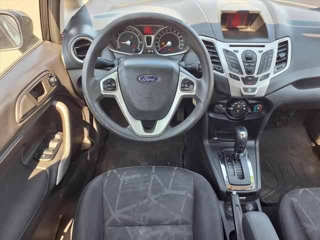 Photo of 2013 Tuxedo Black Metallic Ford Fiesta