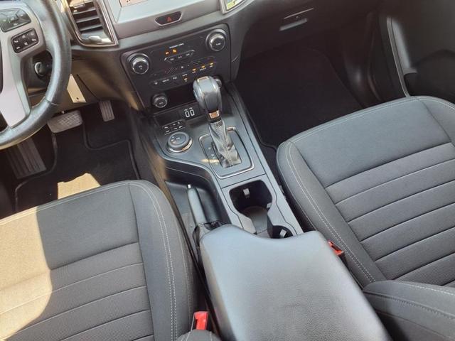Photo of 2019 Hot Pepper Red Metallic Tinted Clearcoat Ford Ranger