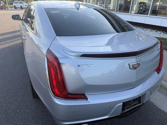 Photo of 2019 Radiant Silver Metallic Cadillac XTS