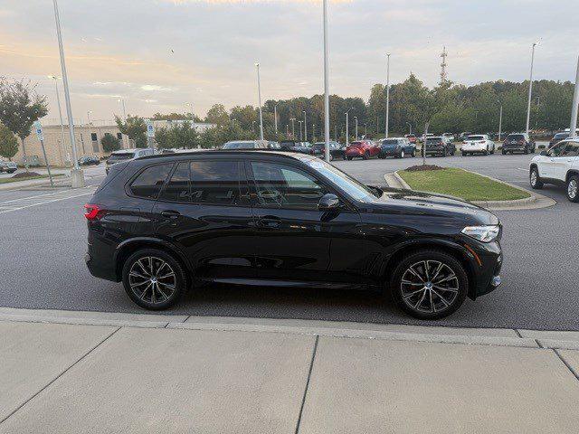 Photo of 2023 Black Sapphire Metallic BMW X5