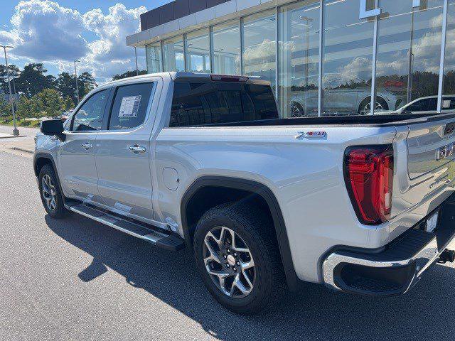 Photo of 2022 Quicksilver Metallic GMC Sierra 1500
