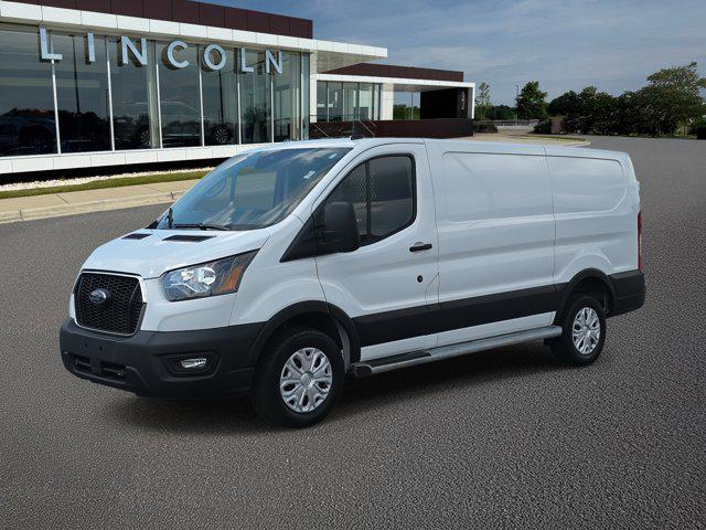2023 Ford Transit-250