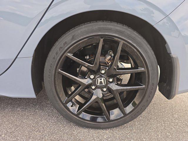 Photo of 2022 Sonic Gray Pearl Honda Civic