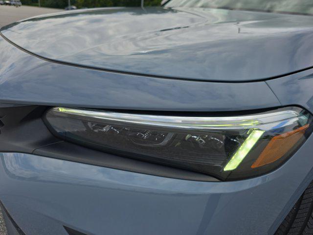 Photo of 2022 Sonic Gray Pearl Honda Civic