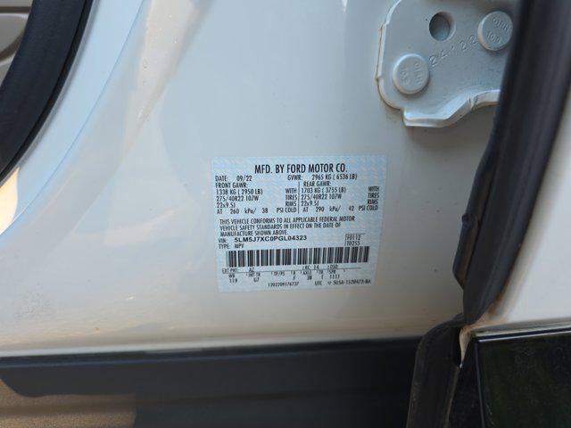 Photo of 2023 PRISTINE WHITE MET 3C Lincoln Aviator