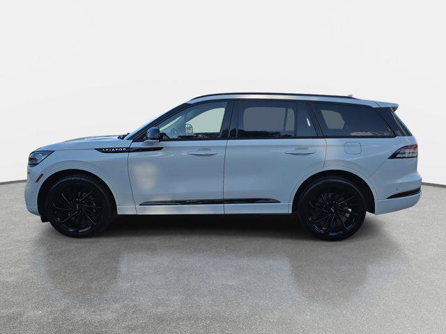 Photo of 2023 PRISTINE WHITE MET 3C Lincoln Aviator