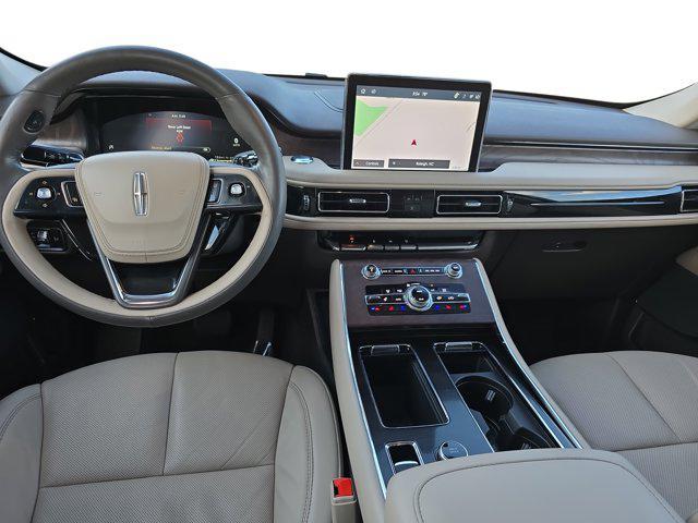 Photo of 2023 PRISTINE WHITE MET 3C Lincoln Aviator