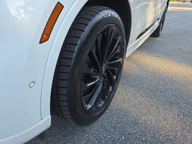 Photo of 2023 PRISTINE WHITE MET 3C Lincoln Aviator