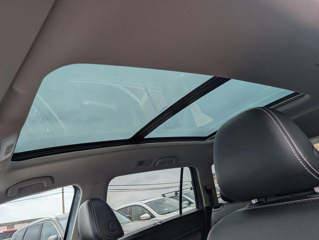 Photo of 2022 Platinum Gray Metallic Volkswagen Atlas
