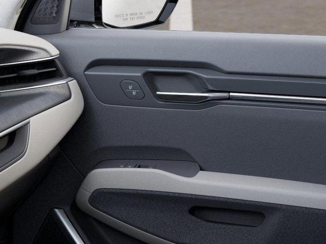 Photo of 2026 White Pearl Kia EV9