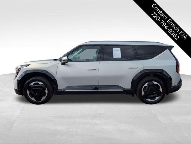 Photo of 2024 Ivory Silver Matte Kia EV9