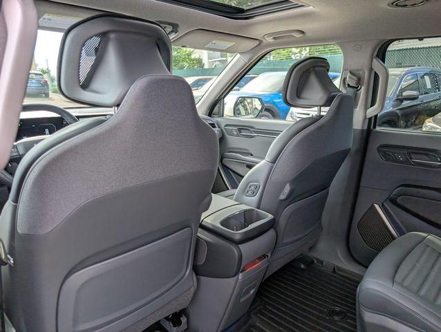 Photo of 2024 Ivory Silver Matte Kia EV9