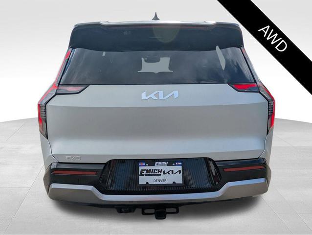 Photo of 2024 Ivory Silver Matte Kia EV9