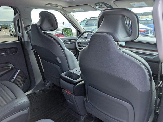 Photo of 2024 Ivory Silver Matte Kia EV9