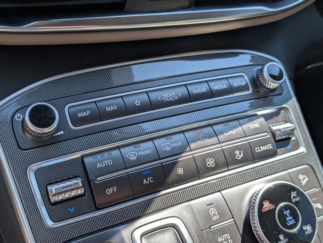 Photo of 2022 Quartz White Hyundai SANTA FE