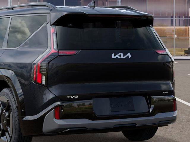 Photo of 2026 Panthera Metal Kia EV9