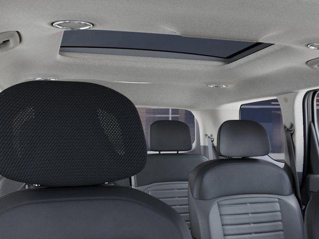 Photo of 2026 Ivory Kia EV9