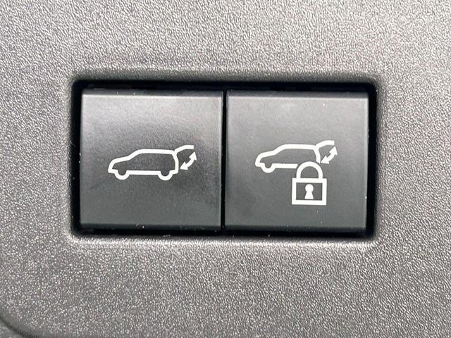 Photo of 2022 Atomic Silver Lexus LX 600