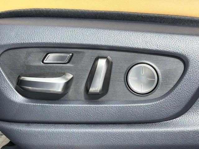 Photo of 2022 Atomic Silver Lexus LX 600