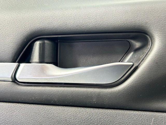 Photo of 2022 Super Black Nissan Altima