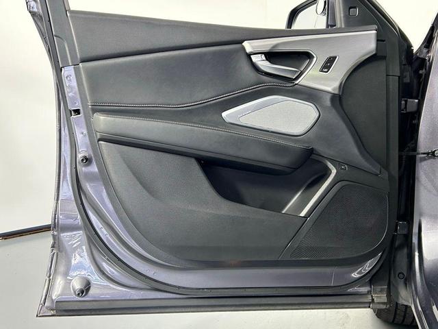 Photo of 2021 Gray Acura RDX