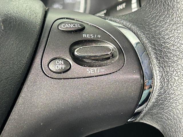 Photo of 2022 Deep Blue Pearl Nissan Murano