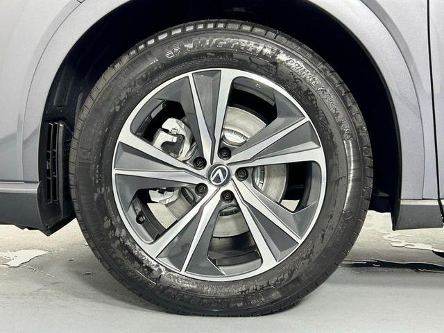 Photo of 2023 Nebula Gray Pearl Lexus RX 350