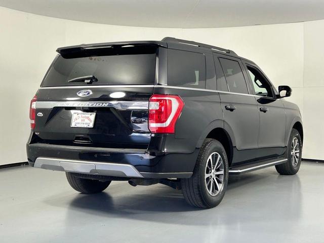 Photo of 2021 Agate Black Metallic Ford Expedition