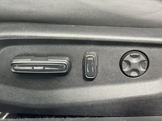 Photo of 2022 Platinum White Pearl Honda Accord